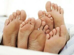 veselīgas kājas pēc sēnīšu ārstēšanas starp pirkstiem